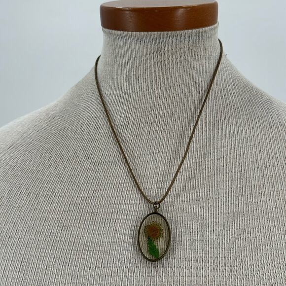 Pressed dandelion 18 inch necklace - Picture 1 of 5